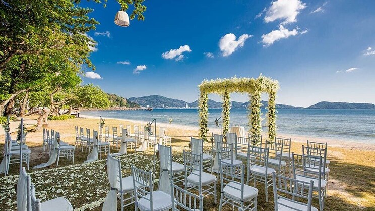 Thavorn Beach Village Resort